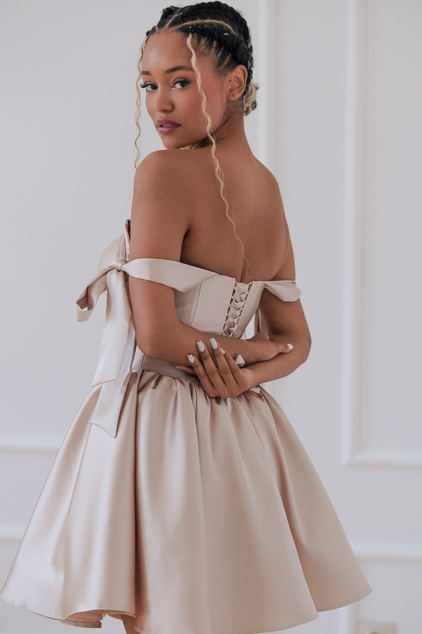 Beige Blossom – Refined Silhouette Dress