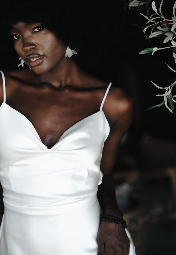 Glowin – White Satin Mini