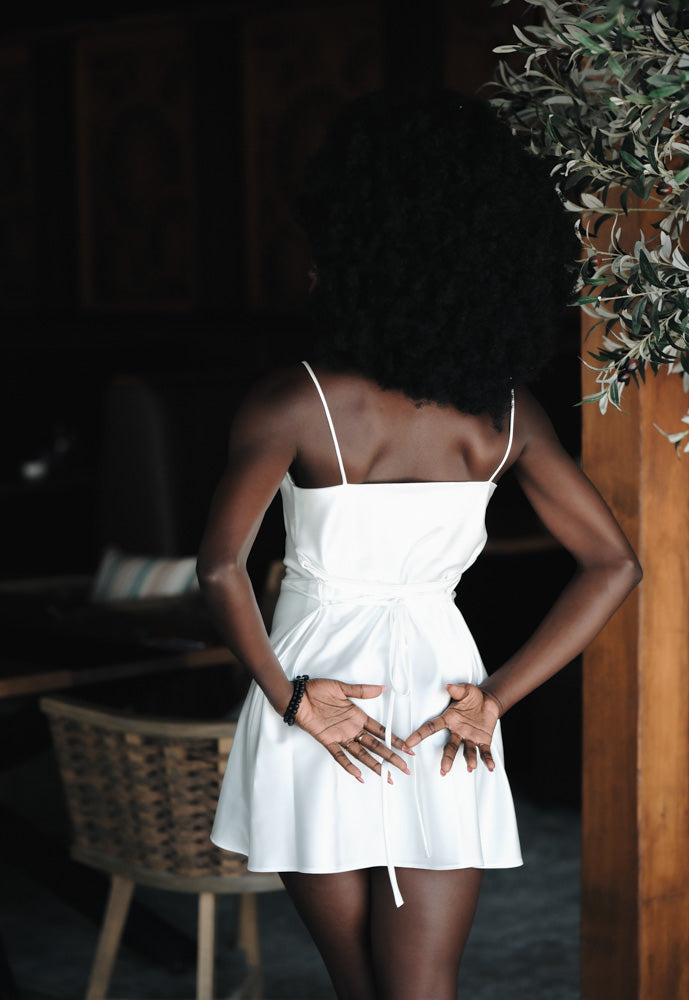 Glowin – White Satin Mini