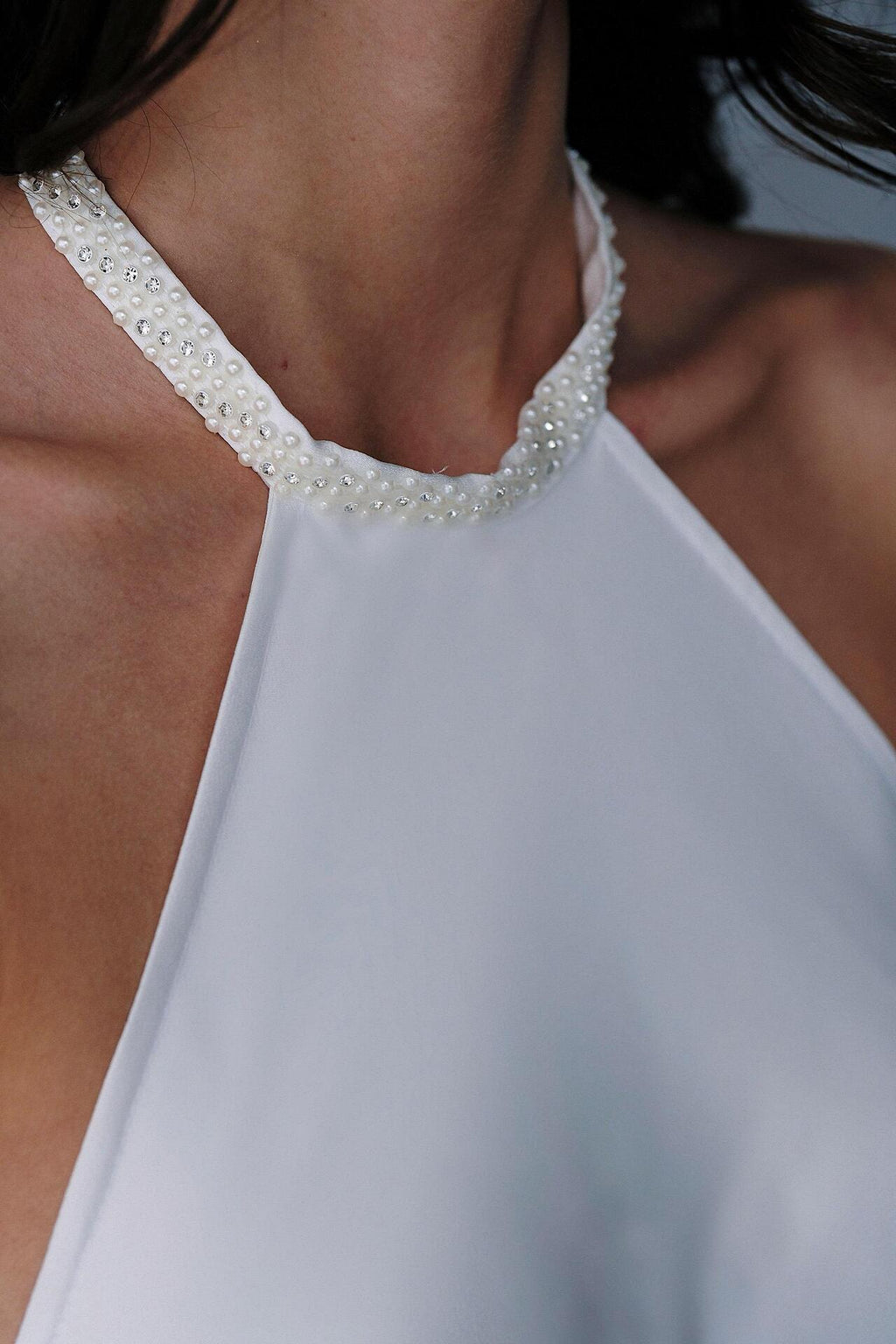 White Touch – Elegant Dress
