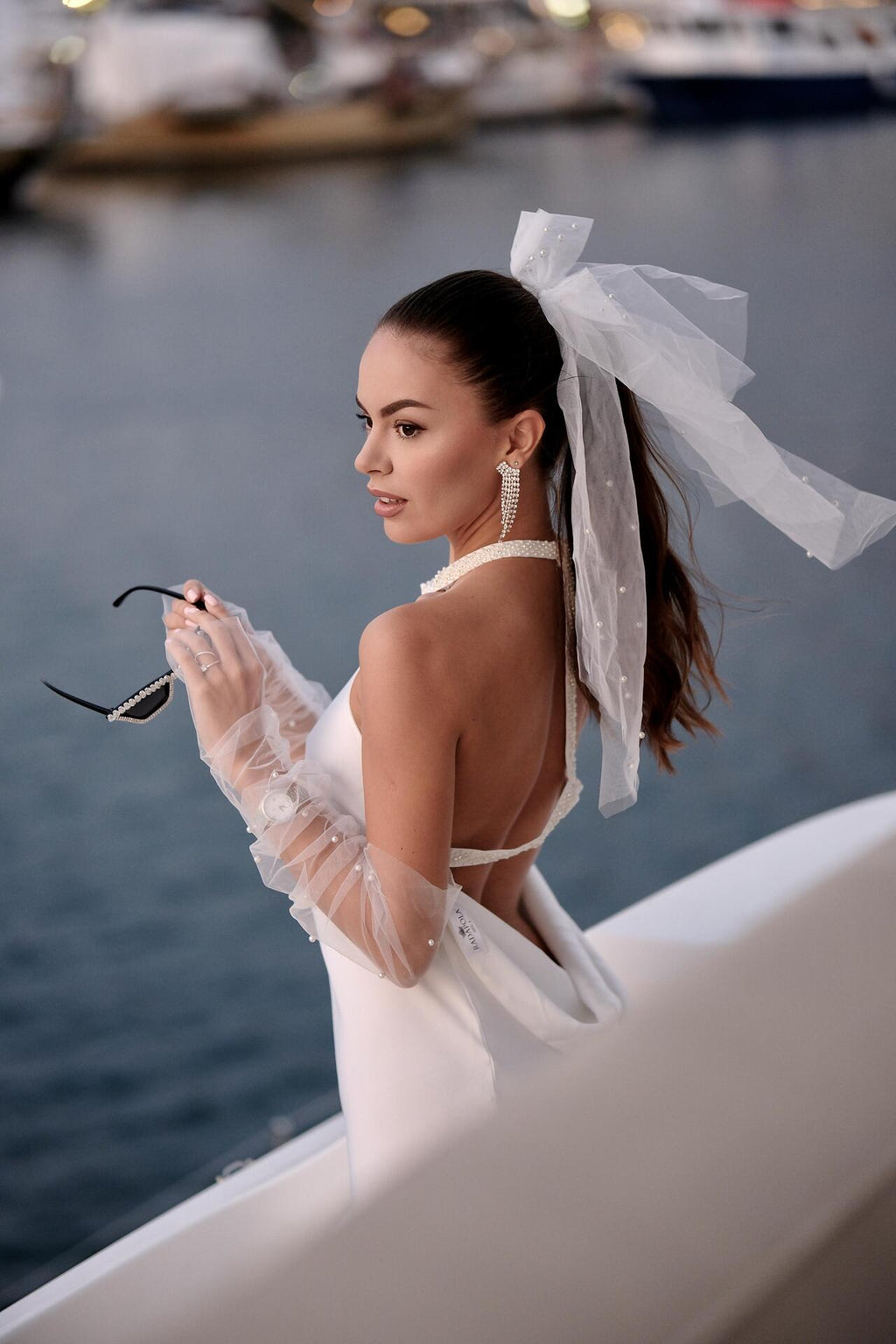 White Touch – Elegant Dress